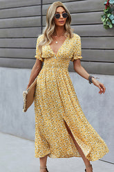 Robe longue à imprimé floral et col en V avec smocks sur la poitrine